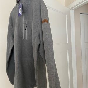 Men’s Huk fishing half zip jacket/sweatshirt